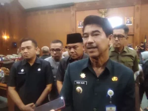 Terkait Temuan BPK RI perwakilan Jambi senilai 6,4 Milyar terhadap Ratusan leptop, ini Penjelasan Pj Bupati Muaro Jambi. 